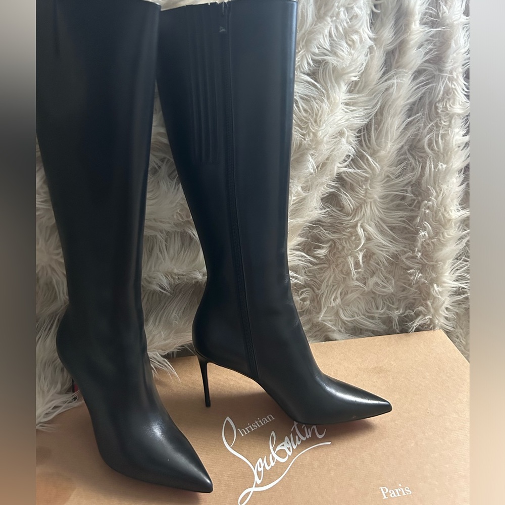 Christian Louboutin KATE BOTTA 85  MATERIAL CALF COLOR BLACK SIZE 37